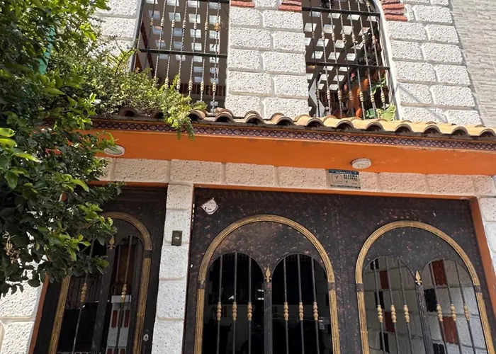 Mexican House * Mexico